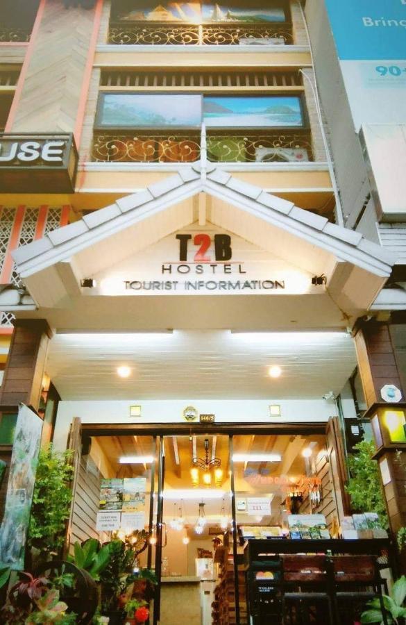 T2B Hostel Chiang Mai Bagian luar foto